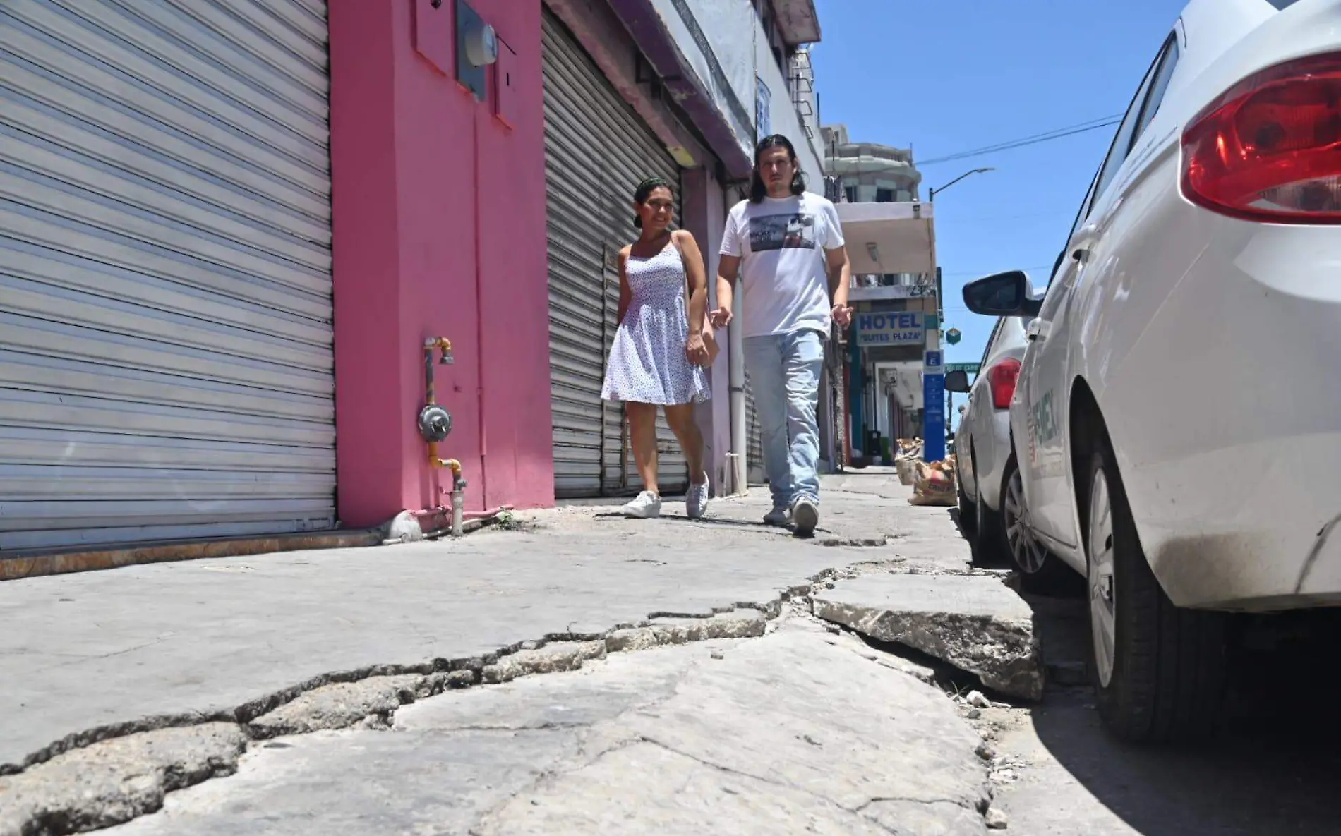 Las banquetas una prioridad para el peatón y modernidad de una ciudad  